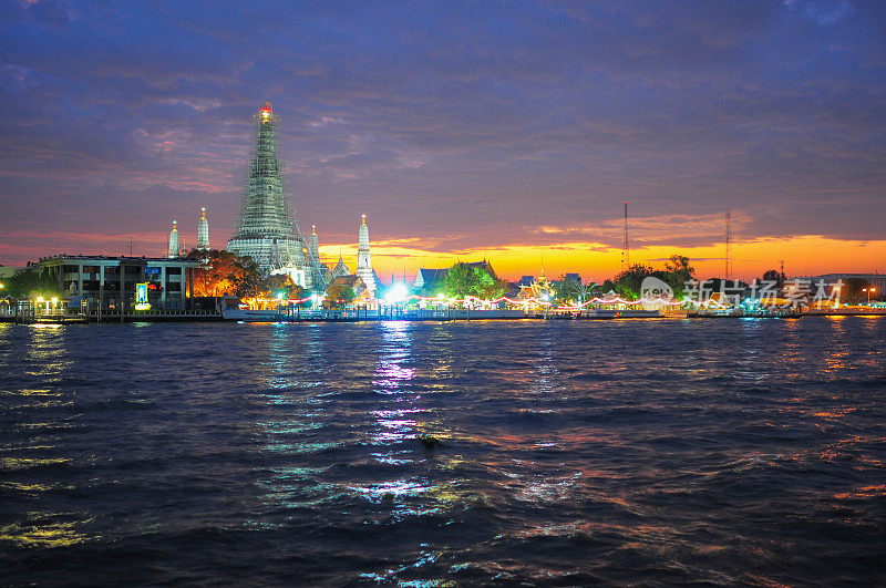 曼谷地标Wat Arun寺，在曼谷，泰国